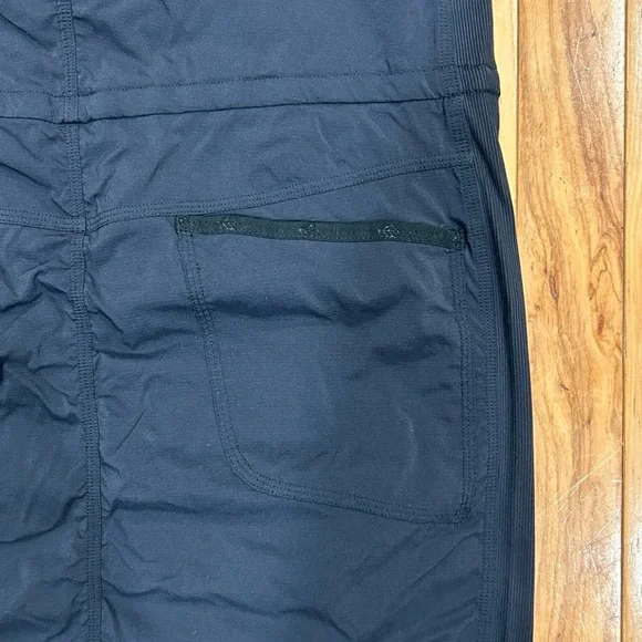 INDYGENA Laco women's sleeveless athletic tank top dress in black with mesh - Picture 8 of 8